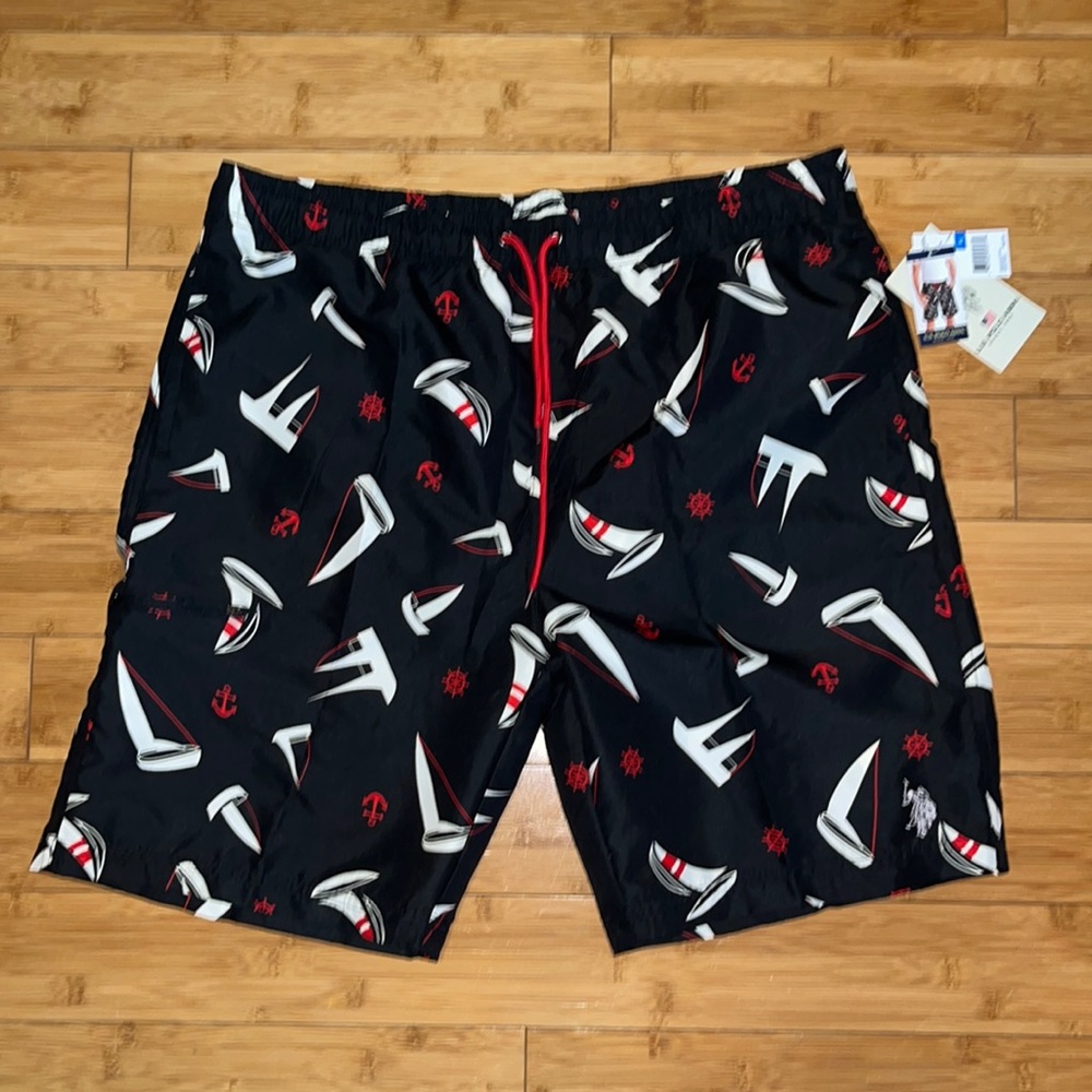US Polo Assn. Nautical Men’s XL swim trunks